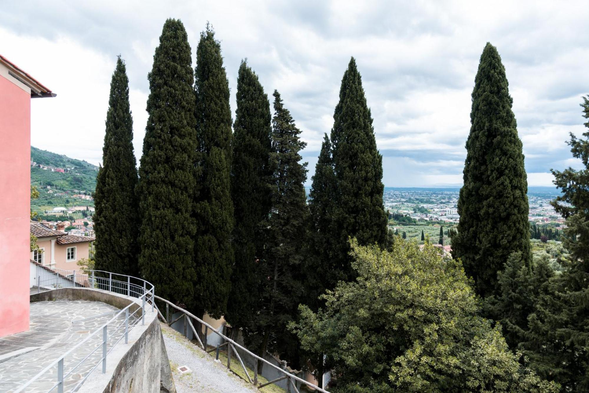 Residence Collecchio Pescia Exterior photo