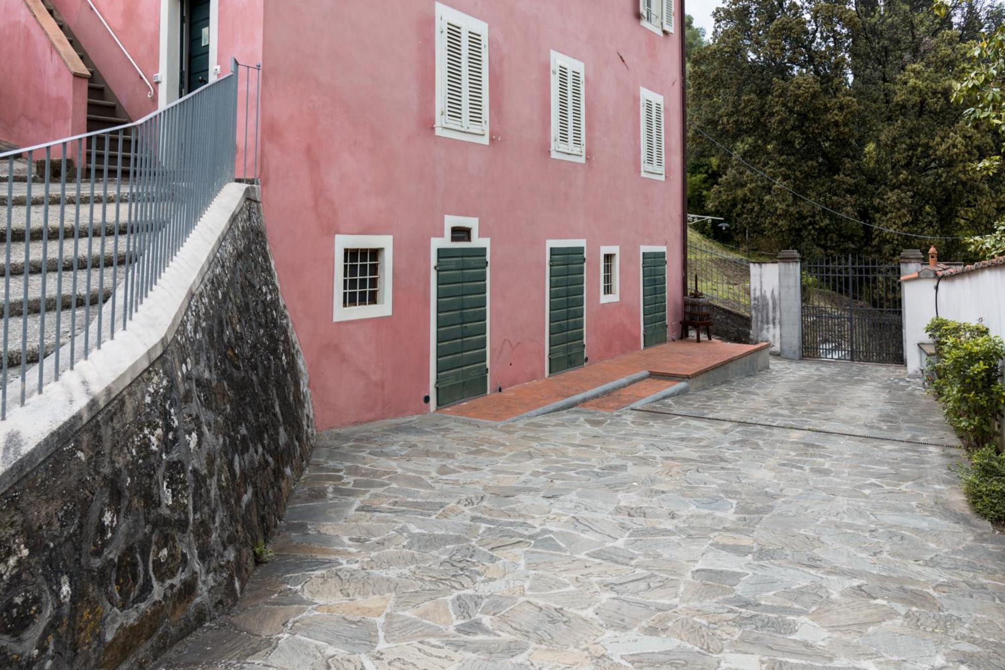 Residence Collecchio Pescia Exterior photo